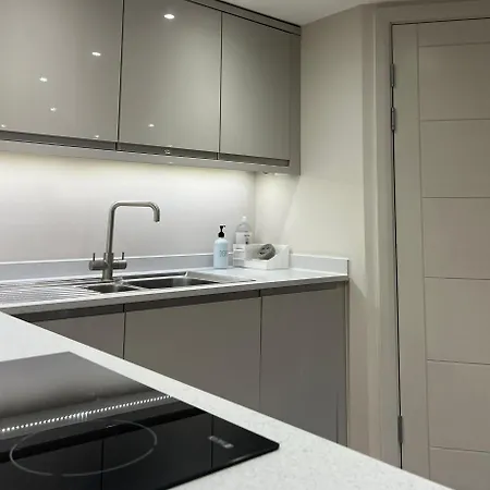 - Cozy Intimate Apartman Leeds